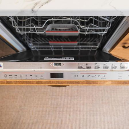 Gehobenes Ambiente In Historischer Wohnung Walting Buitenkant foto